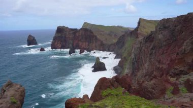 Portekiz, Madeira 'da Ponta do Rosto' nun sahil kayalıkları