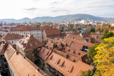 Sonbaharda Avusturya 'nın Schlossberg kentinden Graz' ın Panoramik Görünümü