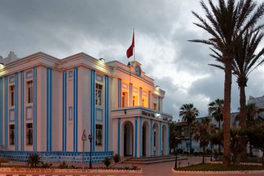 26-28 / 05 / 2013 - Sidi Ifni 'deki Art Deco Town Hall (hist. İspanyolca adı Santa Cruz del Mar Pequeo), Fas.