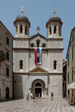 Kotor, Karadağ-13 / 6 / 2010: Karadağ 'ın Kotor körfezindeki harika küçük bir kasaba