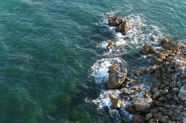 2007 yazında Bulgaristan 'ın Kaliakra Burnu' ndaki Karadeniz 'in kayalık ve kayalık kıyıları