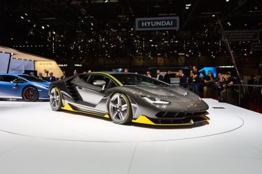Geneva, İsviçre - 1 Mart 2016: 2016 Lamborghini Centenario Lp770-4 86 Cenevre Motor Show Palexpo içinde sunulan