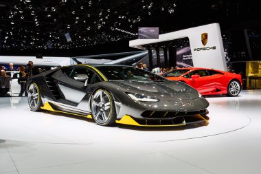 Geneva, İsviçre - 1 Mart 2016: 2016 Lamborghini Centenario Lp770-4 86 Cenevre Motor Show Palexpo içinde sunulan