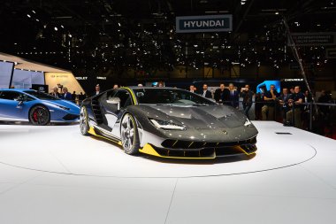 Geneva, İsviçre - 1 Mart 2016: 2016 Lamborghini Centenario Lp770-4 86 Cenevre Motor Show Palexpo içinde sunulan