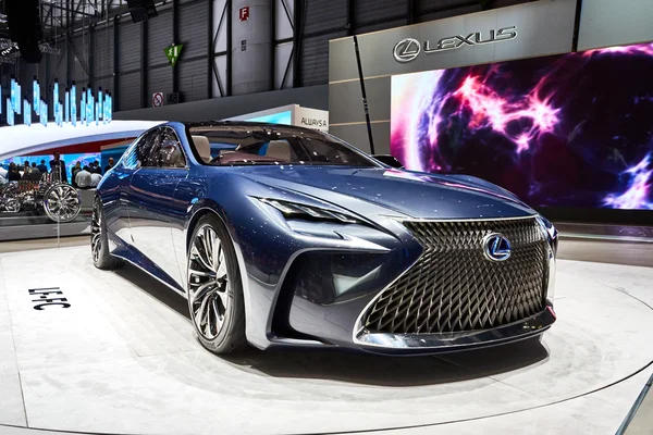 Genève, Schweiz-mars 1, 2016:2016 Lexus LF-FC konceptet presenteras på 86: e Geneva Motor Show i Palexpo — Stockfoto