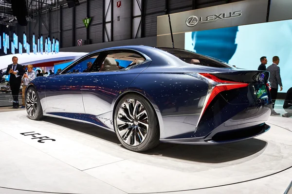 Genève, Schweiz-mars 1, 2016:2016 Lexus LF-FC konceptet presenteras på 86: e Geneva Motor Show i Palexpo — Stockfoto