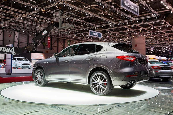 Genebra, Suíça - 1 de março de 2016: Maserati Levante 2016 apresentado no 86th Geneva Motor Show na PalExpo — Fotografia de Stock