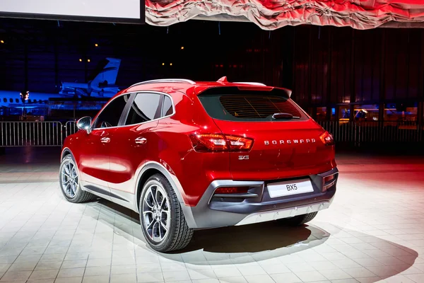 Ginebra, Suiza - 29 de febrero de 2016: 2016 Borgward BX5 Concept presentado en el 86º Salón del Automóvil de Ginebra en la PalExpo — Foto de Stock