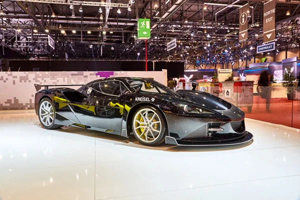 Geneva, Switzerland - March 1, 2016: 2016 Arash AF10 Naughty presented on the 86th Geneva Motor Show in the PalExpo — Stock Photo, Image
