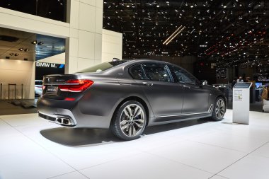 Geneva, İsviçre - 86 Cenevre Motor Show Palexpo içinde sunulan 2016: 2016 Bwm M760li xdrive 1 Mart