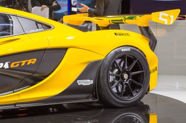 2015 McLaren P1 GTR