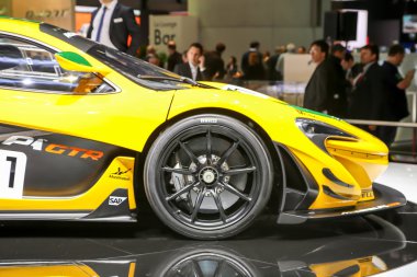 2015 McLaren P1 GTR