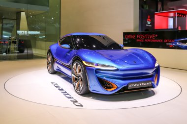 2015 nanoFlowcell Coupe Concept