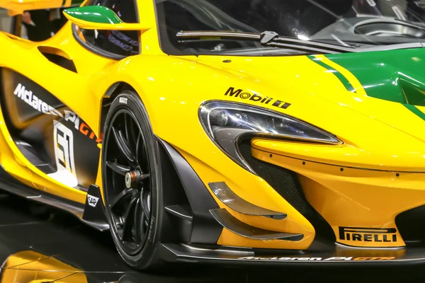 2015 McLaren P1 GTR