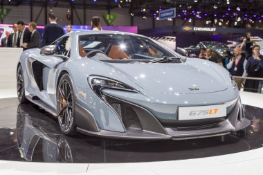 2015 McLaren 675LT