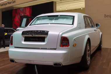 2015 Rolls-Royce Phantom Serenity