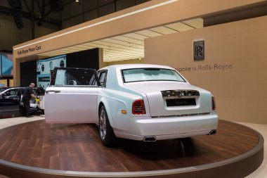 2015 Rolls-Royce Phantom Serenity