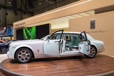 2015 Rolls-Royce Phantom Serenity