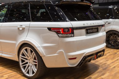 2015 StarTech Range Rover Sport clipart