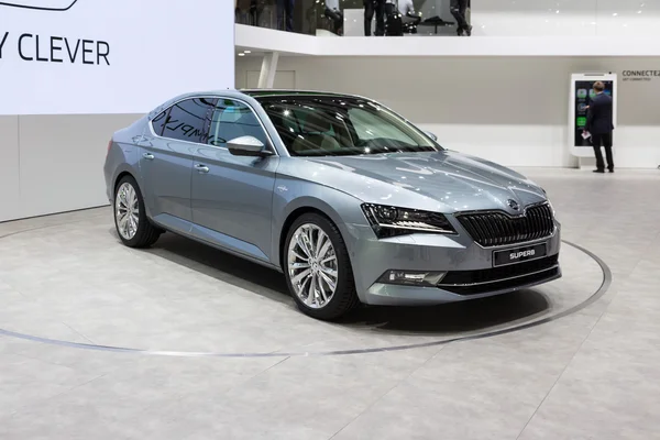 2015 Skoda Superb — Stockfoto