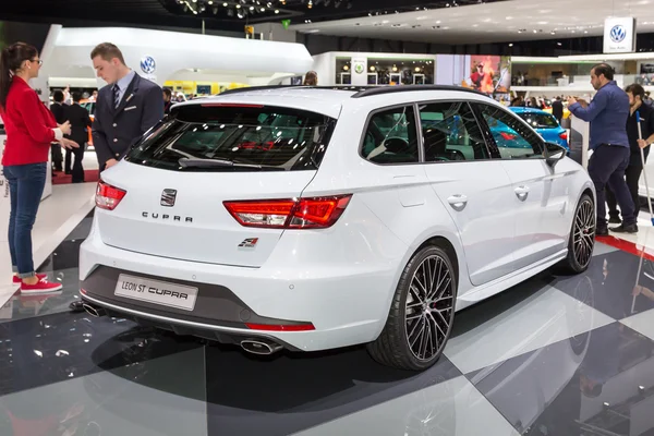 2015 seat Leon St Cupra — Stockfoto