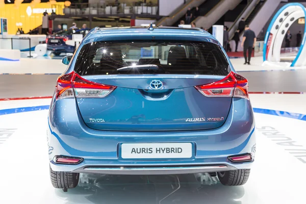 2015 Toyota Auris Hybrid — Stockfoto