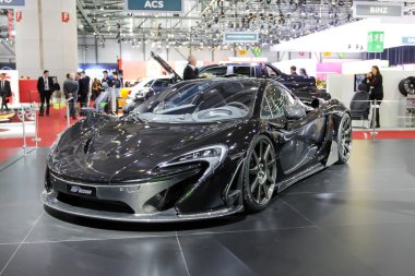 2014 FAB Design McLaren P1