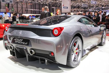 2014 Ferrari 458 Özel