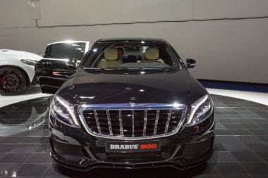 2015 Brabus Mercedes Maybach roket 900