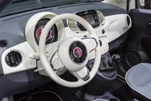 2015 Fiat 500 éves — Stock Fotó