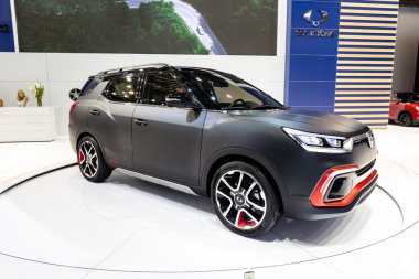 2015 Ssangyong Xlv kavramı