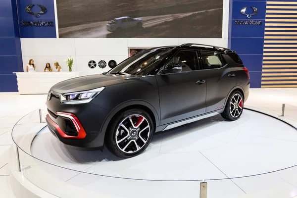 2015 Ssangyong Xlv kavramı