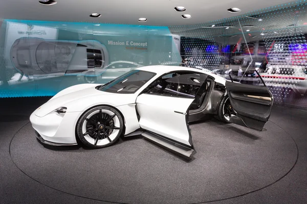 Porsche Mission E Concept 2015 — стоковое фото