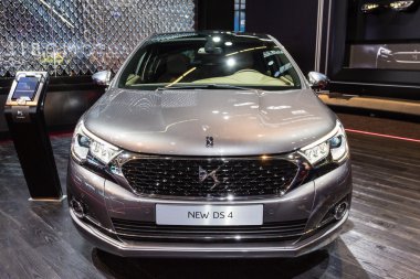 2016 Ds4