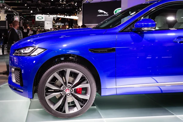 Jaguar F-Pace 2016 — стоковое фото