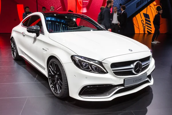 2016 Mercedes-AMG C63S Coupe