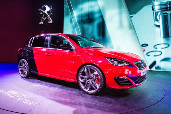 2016 Peugeot 308 GTi — Zdjęcie stockowe