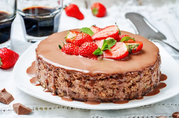 milk chocolate cheesecake with milk chocolate icing and strawber