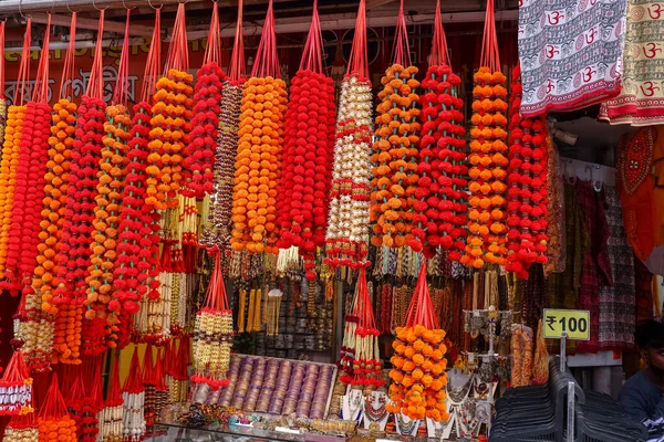 Szoros Kilátás Fényes Mesterséges Virágok Marigold — Stock Fotó