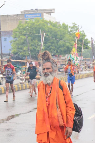 Ghaziabad Uttar Pradesh India July 2019 Прихильник Гінду Перевозить Канвар — стокове фото