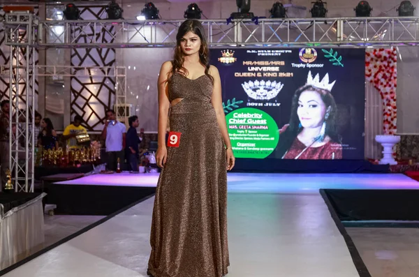 Noida India July 2021 Beauty Pageant Show Молода Індійська Жінка — стокове фото