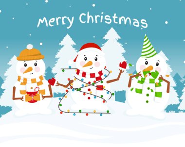 Üç Noel Snigovika. Snigovikler açık havada beyaz Noel ağaçlarının arka planında örülmüş eşarp ve şapkalarla tasvir edilir. Vektör illüstrasyonu