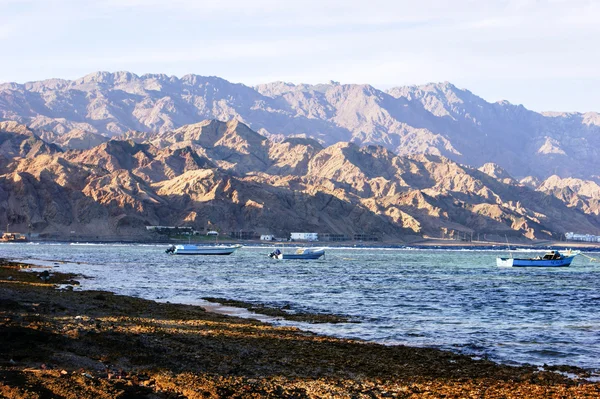 Assala. Mavi Delik.Dahab'a doğru görüntüle. Mısır.