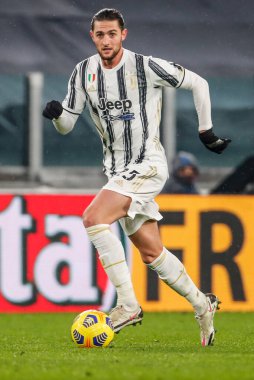 TURIN, İtalya - 05 Aralık 2020 İtalyan Serie A Futbol Şampiyonası. Juventus Torino 'ya karşı 2-1. Adrien Rabiot, Juventus.