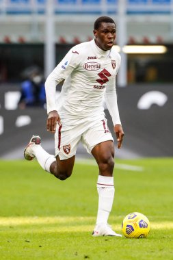 MILAN, İtalya - Kasım 222ND, 2020: İtalyan Serie A Futbol Şampiyonası. Inter vs Torino 4-2. Wilfried Singo, Torino.