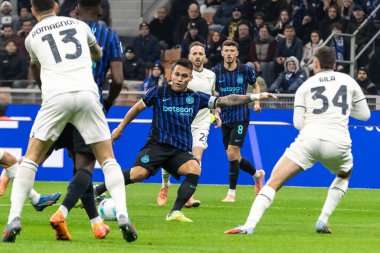 Milan, İtalya. 09 Kasım 2025. San Siro Stadyumu. Enlilive Serie A Futbol Şampiyonası. Inter Milan, Lazio 'ya karşı. Lautaro Martinez, Inter, gol ve 1-0 'ın golünü kutlayın..