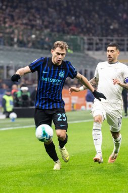 Milan, İtalya. 09 Kasım 2025. San Siro Stadyumu. Enlilive Serie A Futbol Şampiyonası. Inter Milan, Lazio 'ya karşı. Nicolo Barella, Inter..
