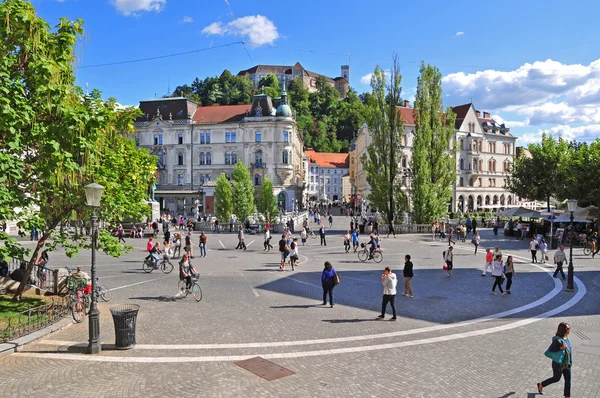 Plaza de Presern y castillo de Liubliana — Foto de Stock