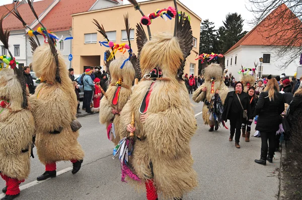 Traditional carnival with traditional figures, known as kurent, — Stock Photo, Image