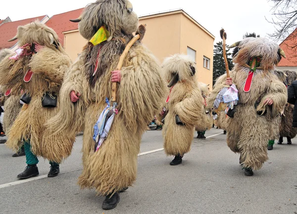 Traditional carnival with traditional figures, known as kurent, — Stock Photo, Image